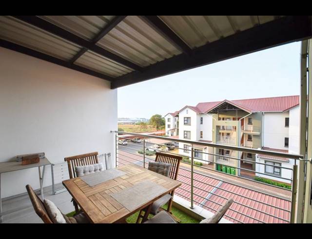 2 BEDROOM PROPERTY TO RENT IN GOLDEN FIELDS ESTATE